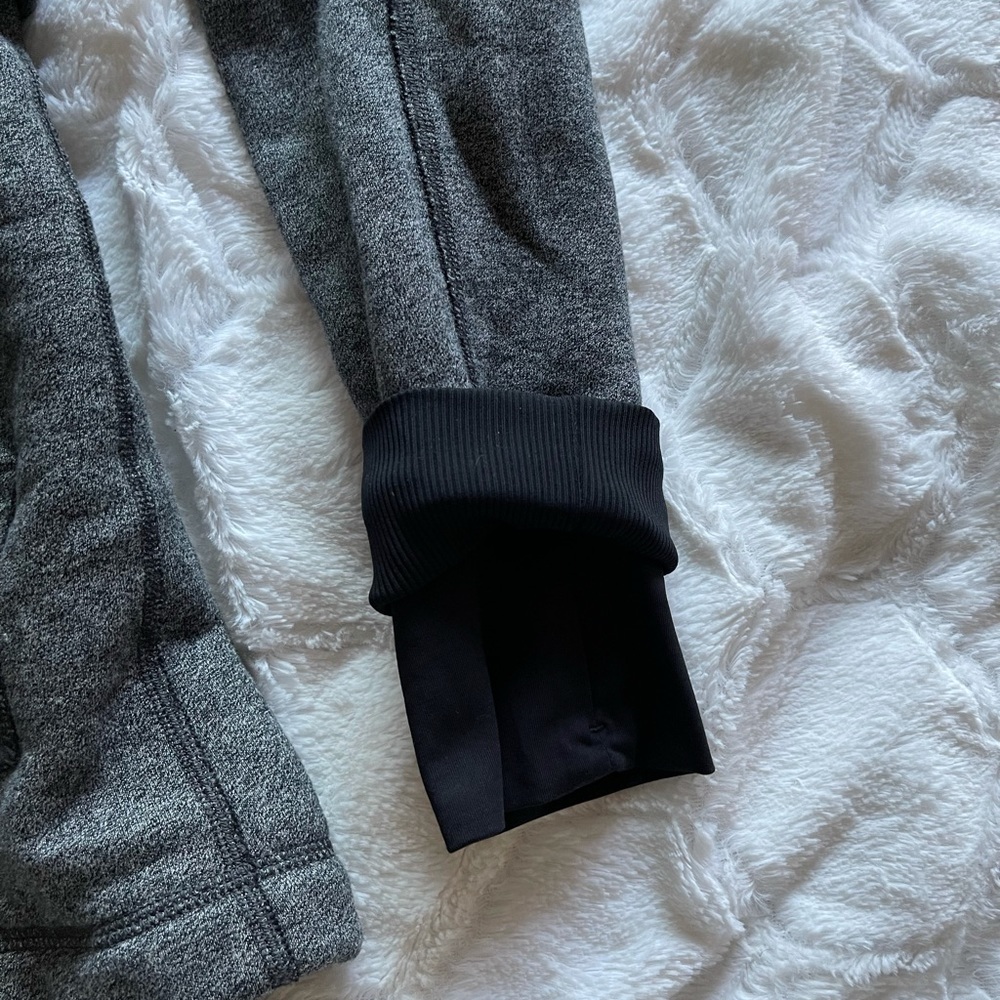 Lulu Lemon Running Jacket Size 2 - image 2